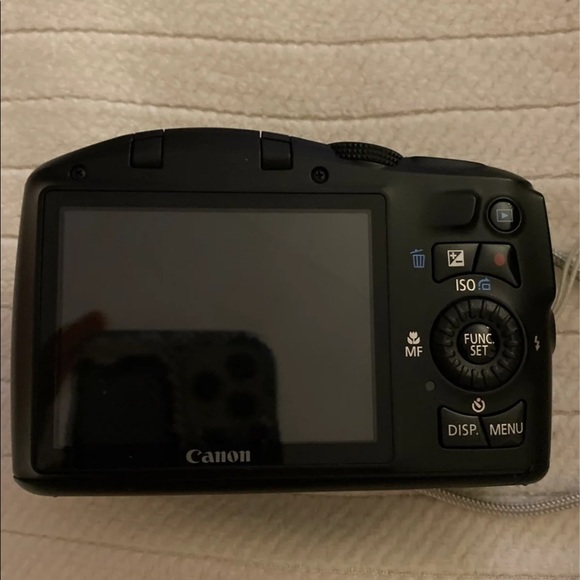 COPY - Canon powershot sx100 is digital cameras - Picture 5 of 7